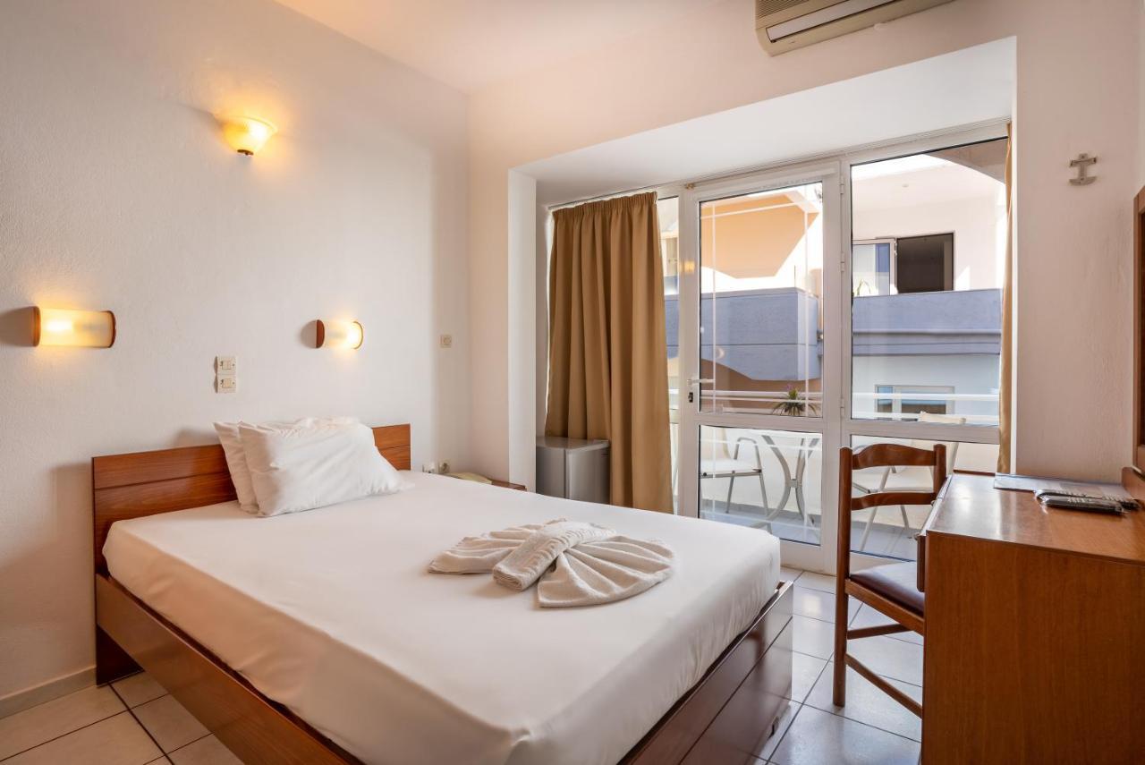 Hotel Kathrin Beach Аделианос Кампос Екстериор снимка